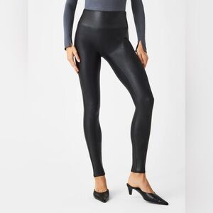 SPANX Sz 1X Leggings Liquid Leather Aesthetic Vegan Stretchy Sleek Comfort Waist